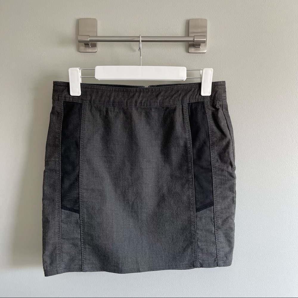 GESTUZ | Gray Mesh Panel Mini Skirt Sz M